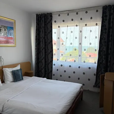 Guest house Casa Amaradia 3*
