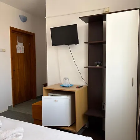 Guest house Casa Amaradia 3*
